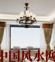 屯昌卧室镜面吊顶影响夫妻财运？